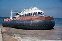 The SRN6 with Hovertravel - Hovering at Ryde (Pat Lawrence).